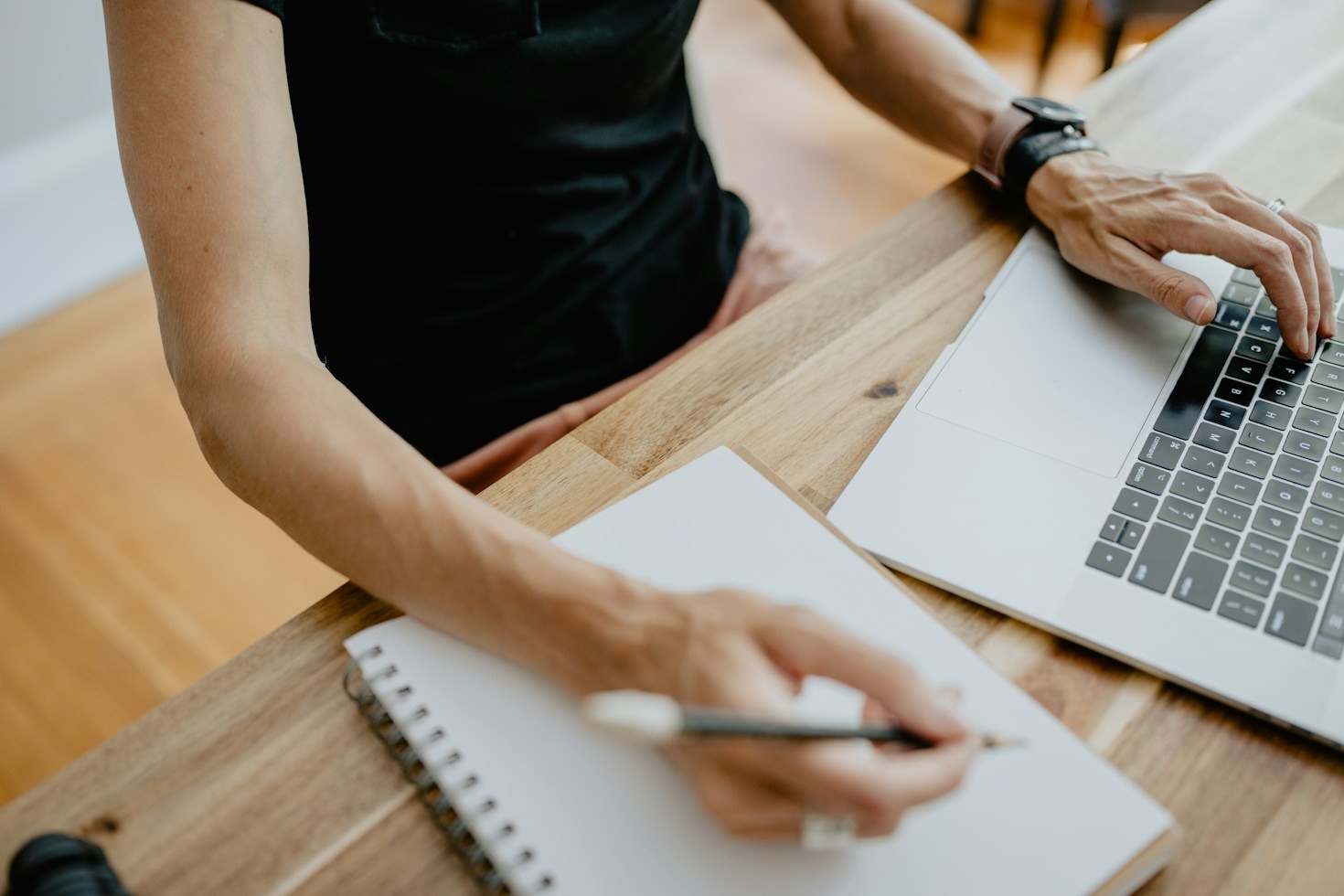 How Consistent Reading Reshapes Your Creative Thinking